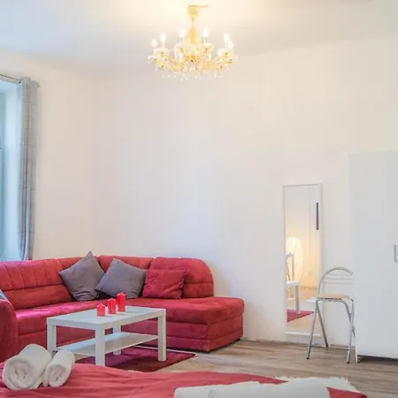 Spacious Shared Apartment Schoenbrunn Vienna Exterior photo
