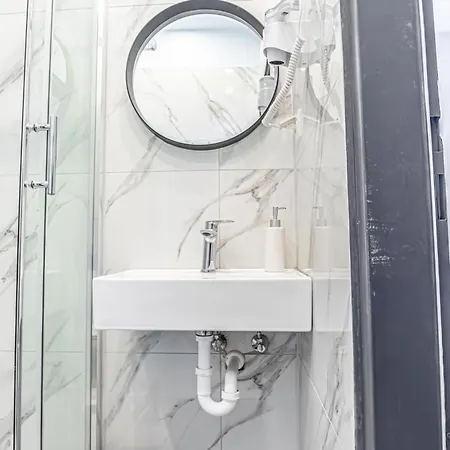 Spacious Shared Apartment Schoenbrunn Vienna Exterior photo