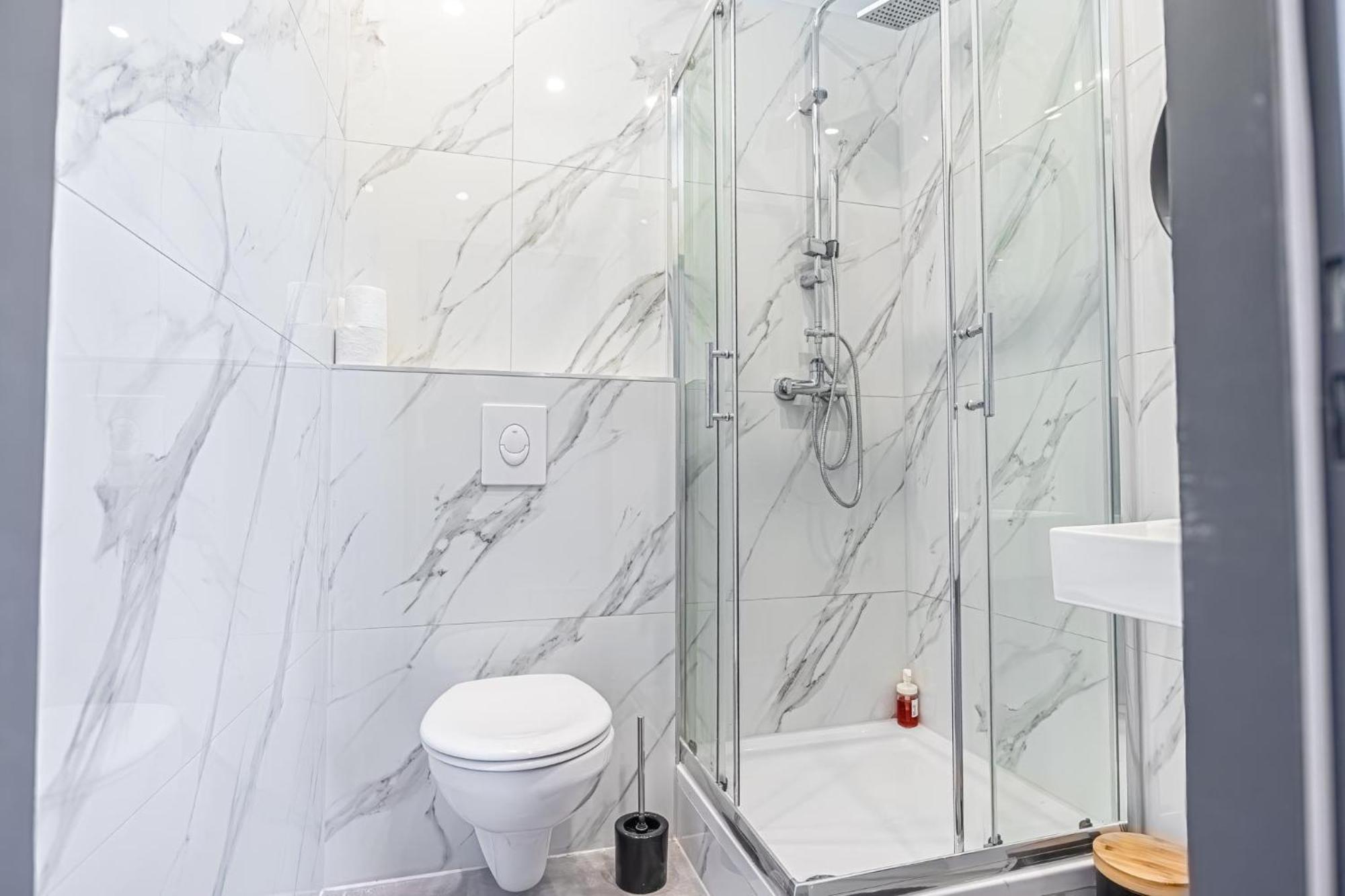 Spacious Shared Schoenbrunn Vienna