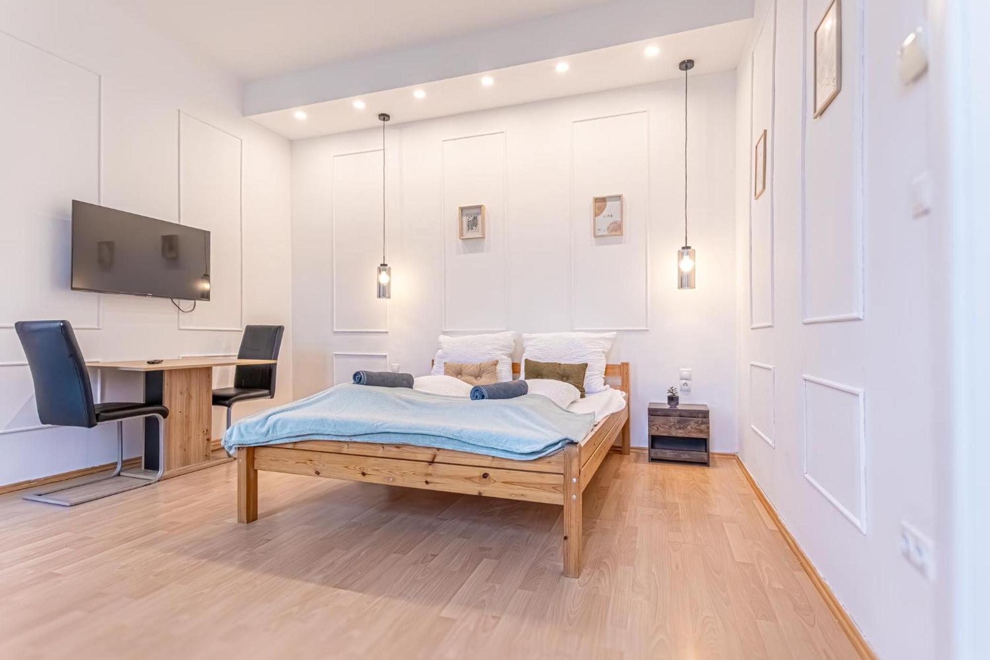 Apartment Spacious Shared Schoenbrunn *